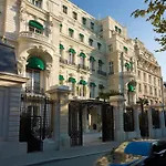 Shangri-La Hotel, Paris