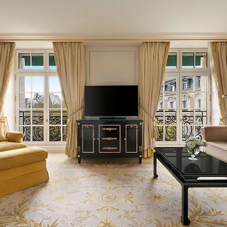 Shangri-la Hotel Parigi