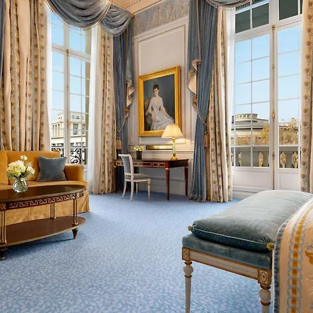 Shangri-la 5* Parigi