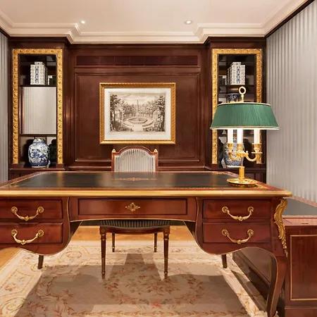 Shangri-la 5* Parigi