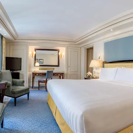 Shangri-la Hotel 5*