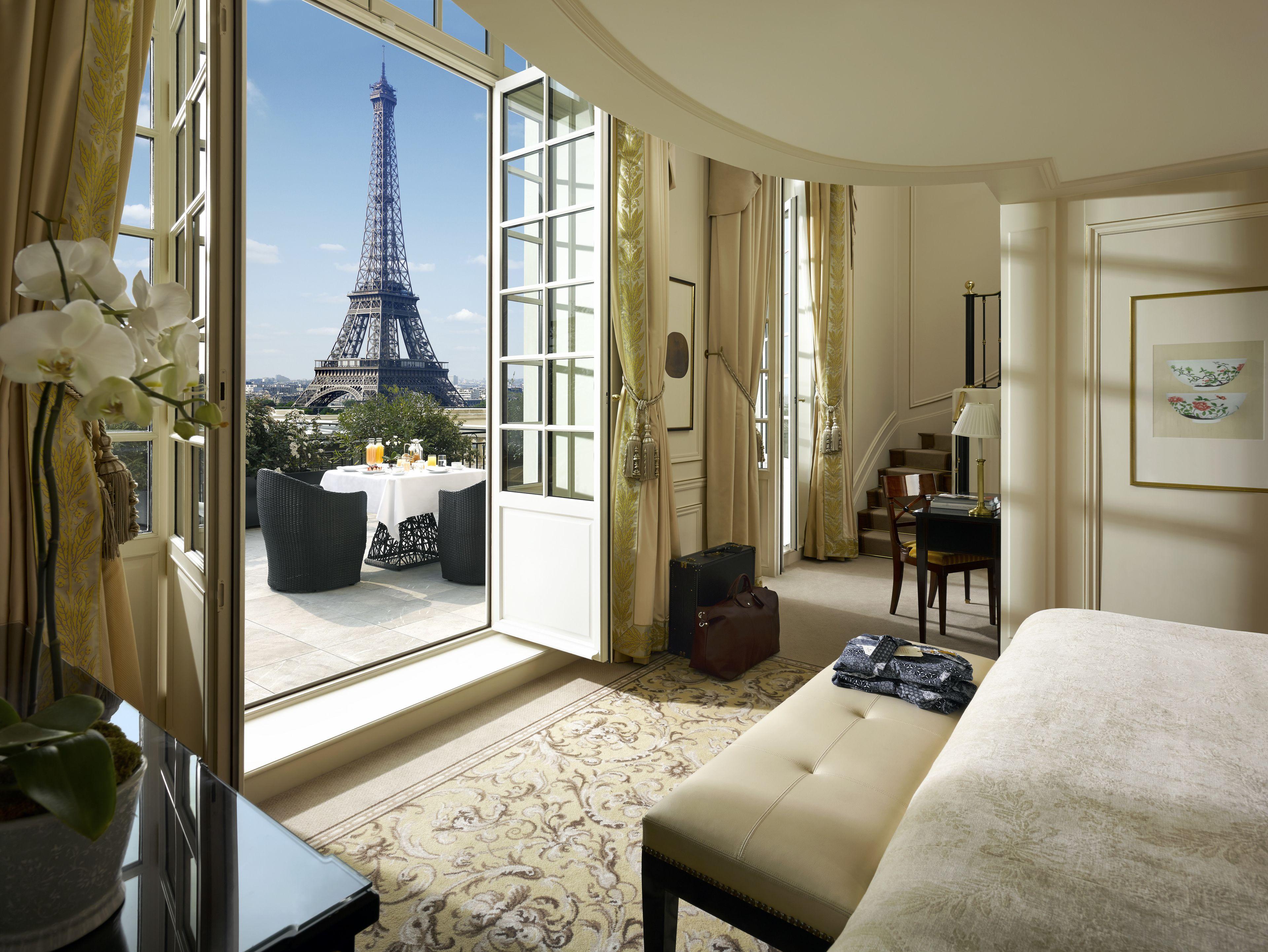 Shangri-la 5* Parigi
