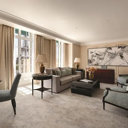 Hotel Shangri-la 5*
