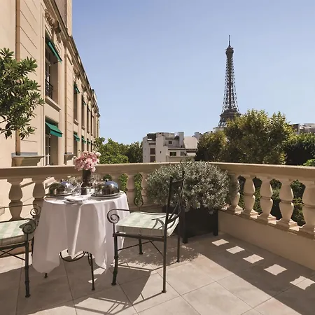 Hotel Shangri-la Paris