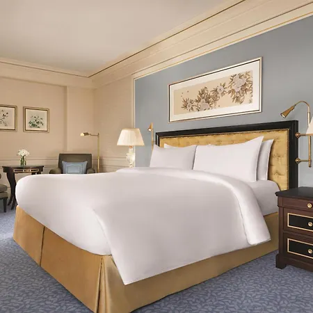 Hotel Shangri-la 5*